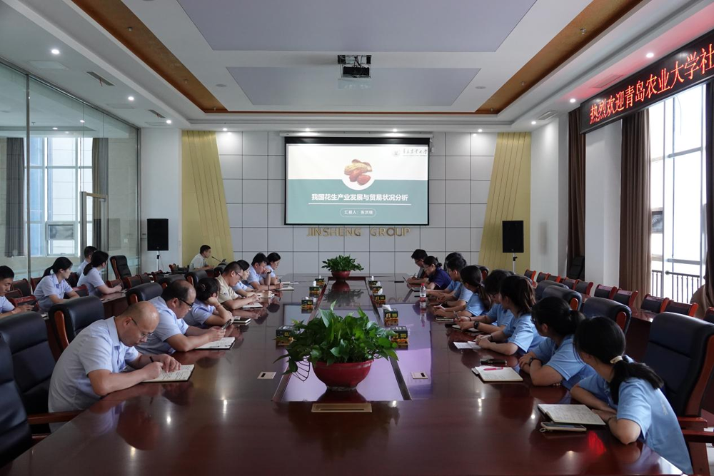 实践团队员郭毅结合专业知.png 实践团队员郭毅结合专业知.png