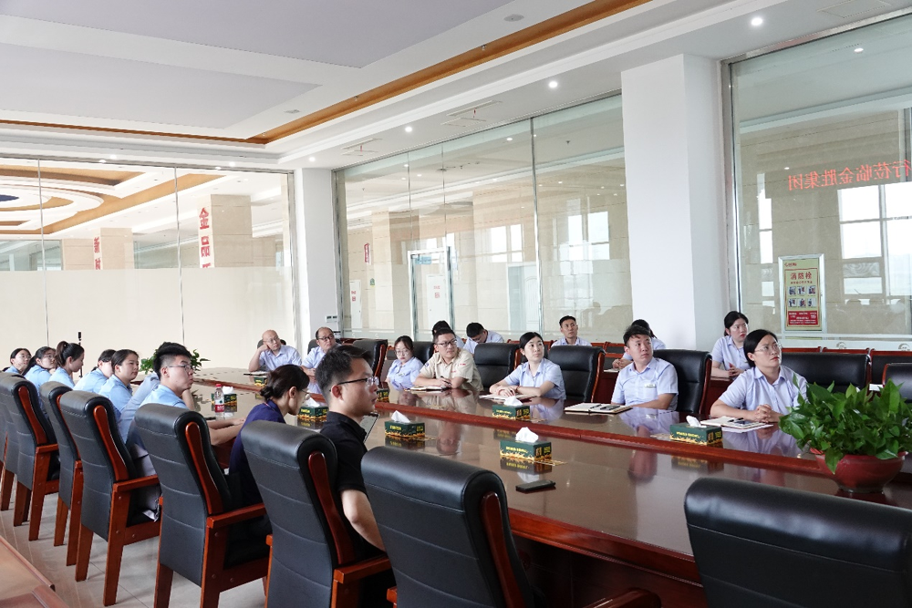 实践团指导教师张洪瑞以.png 实践团指导教师张洪瑞以.png